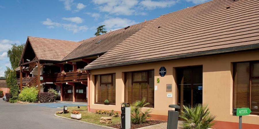 Campanile Annecy ~ Metz-Tessy Hotel Exterior photo